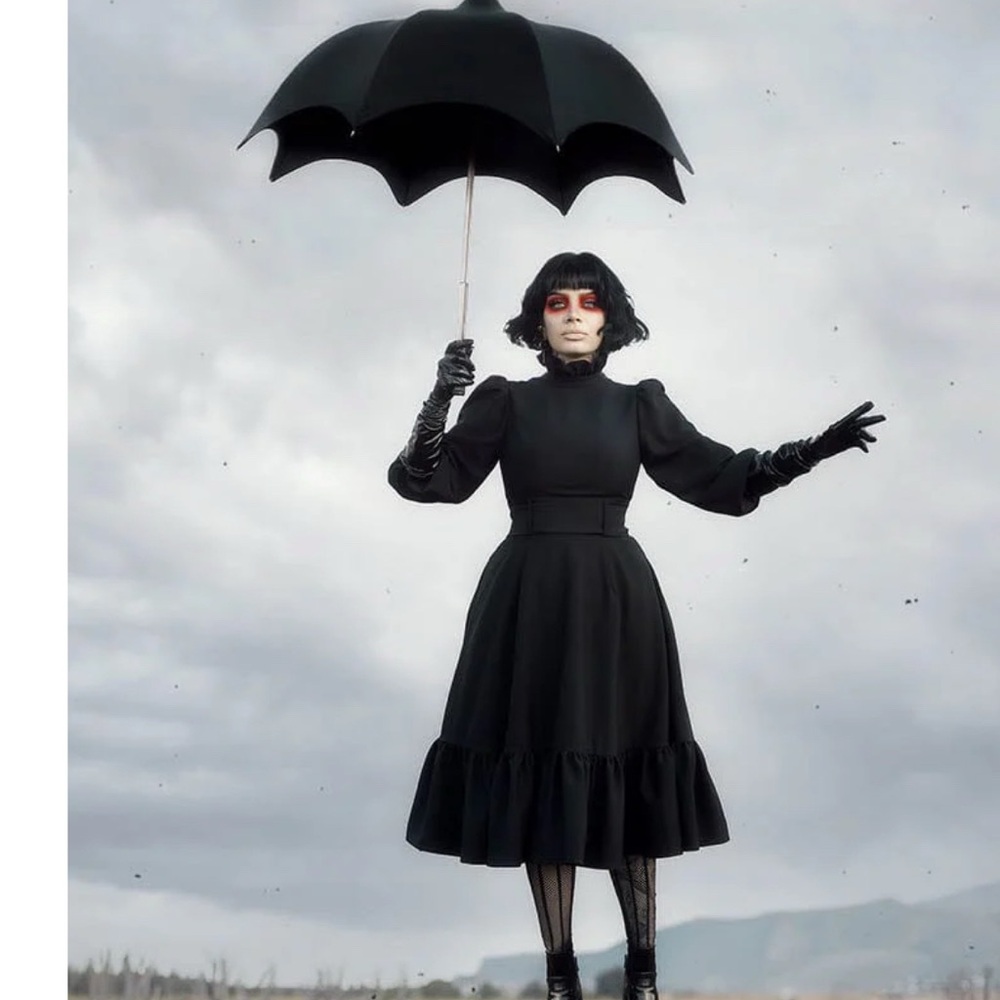 Blackwood castle 3x long sleeve dress
